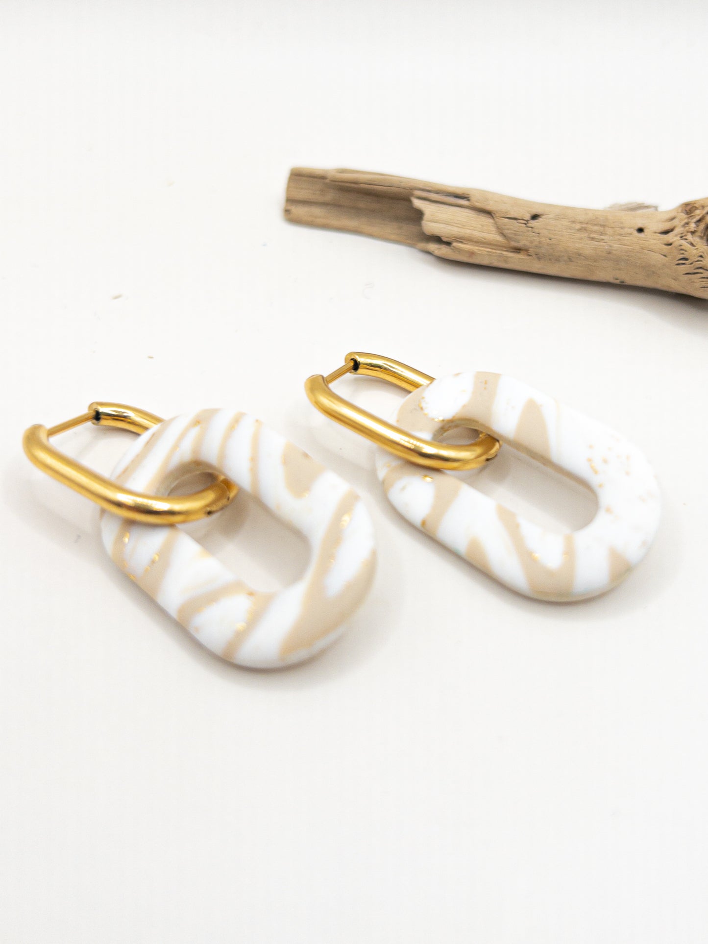 Creool hanger wit zand goud patroon