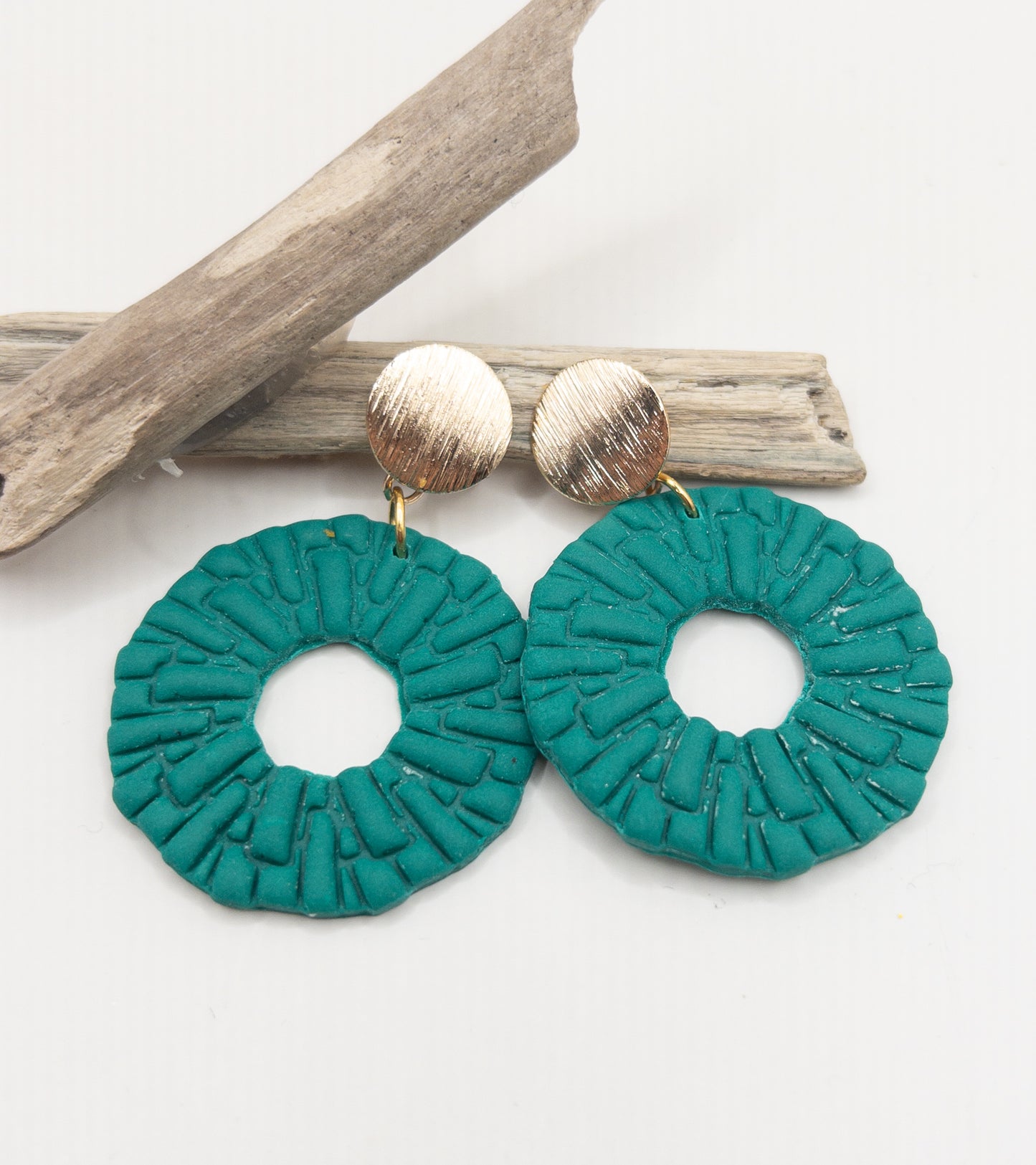 Statement oorbellen groen met goud