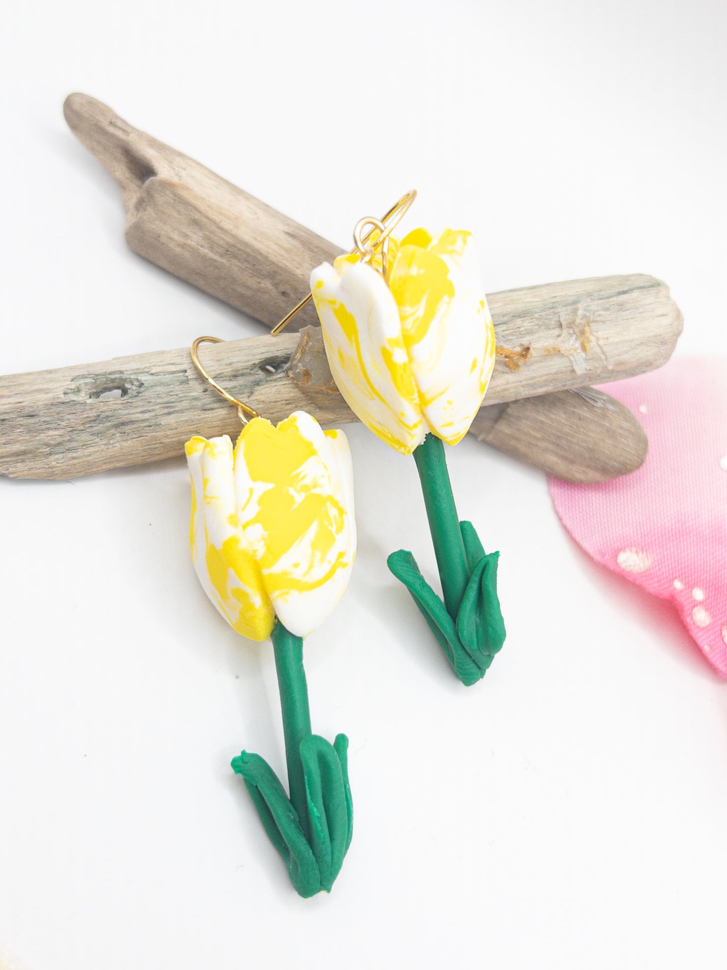 Tulpen oorbellen geel / wit