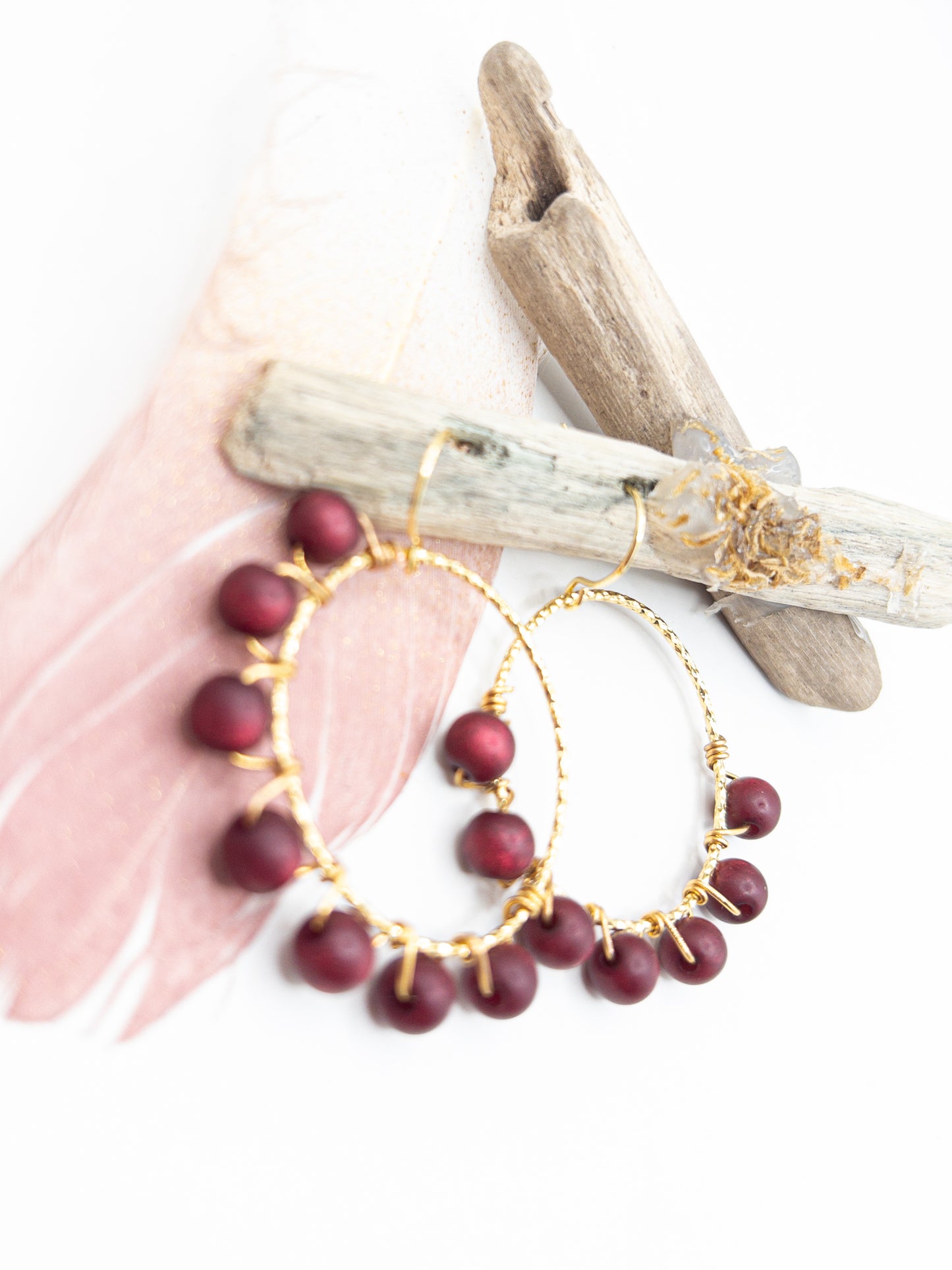 Creolen goud met burgundy