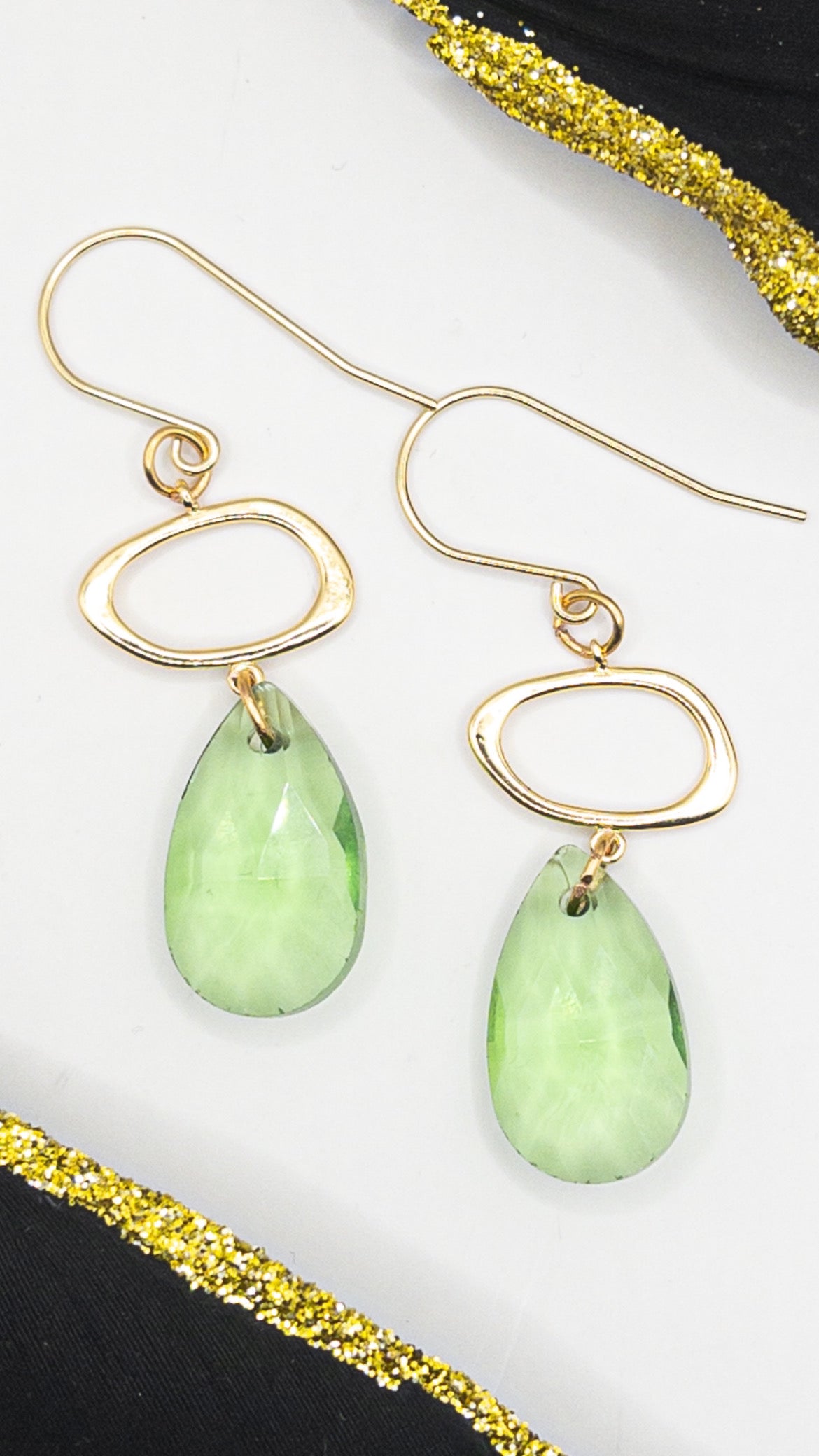 Oorbellen Ariah goud groen
