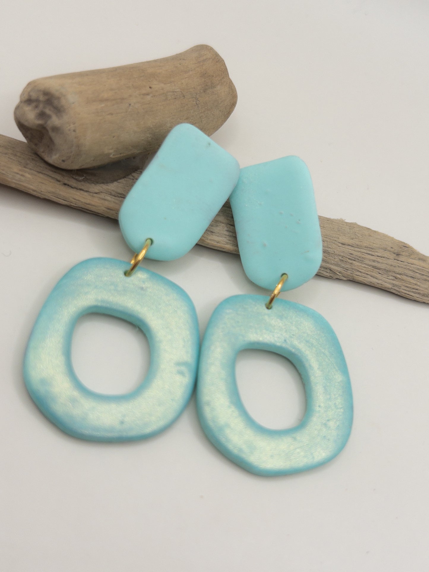 Organic hangers in mintgroen aqua
