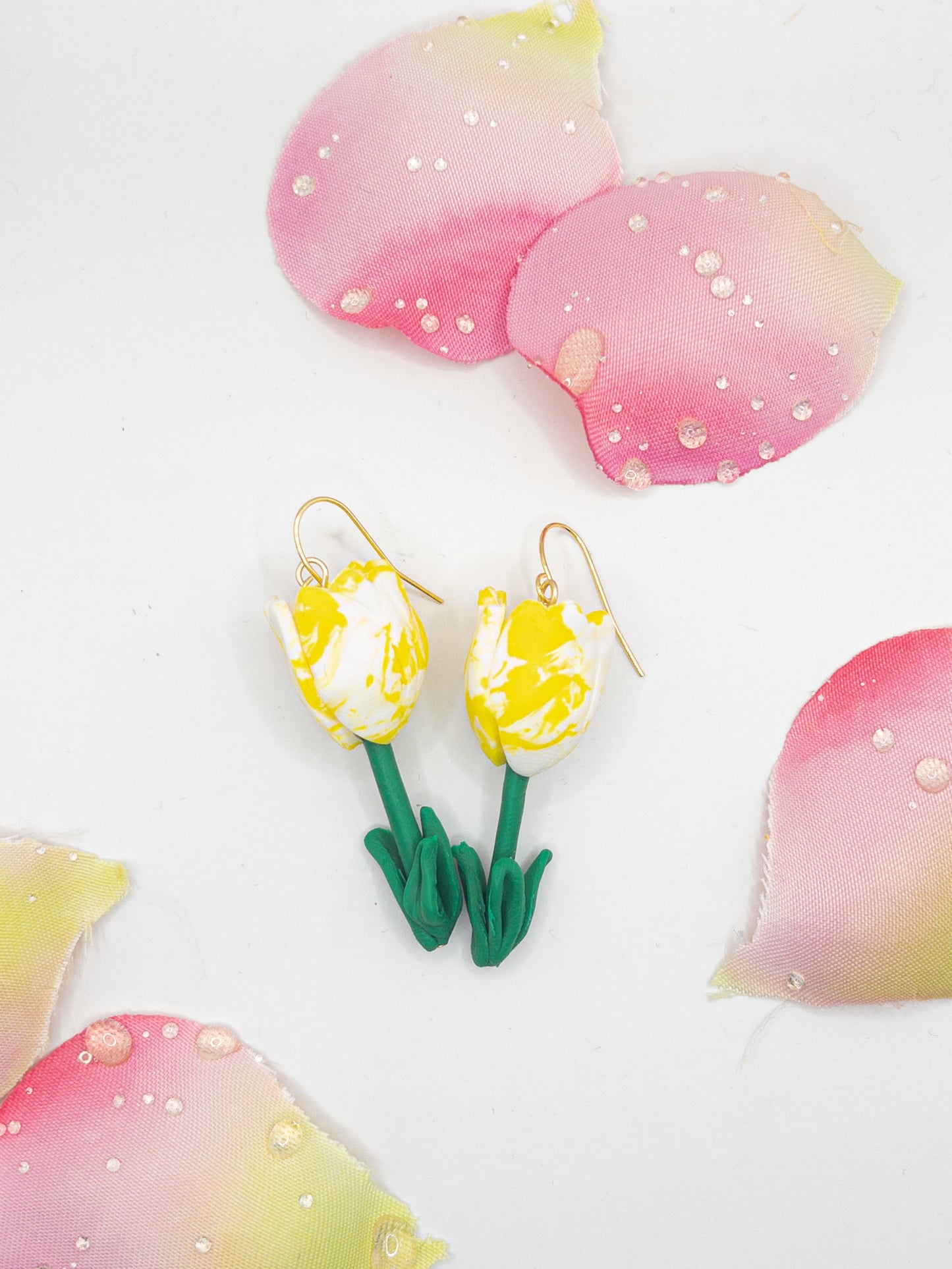 Tulpen oorbellen geel / wit