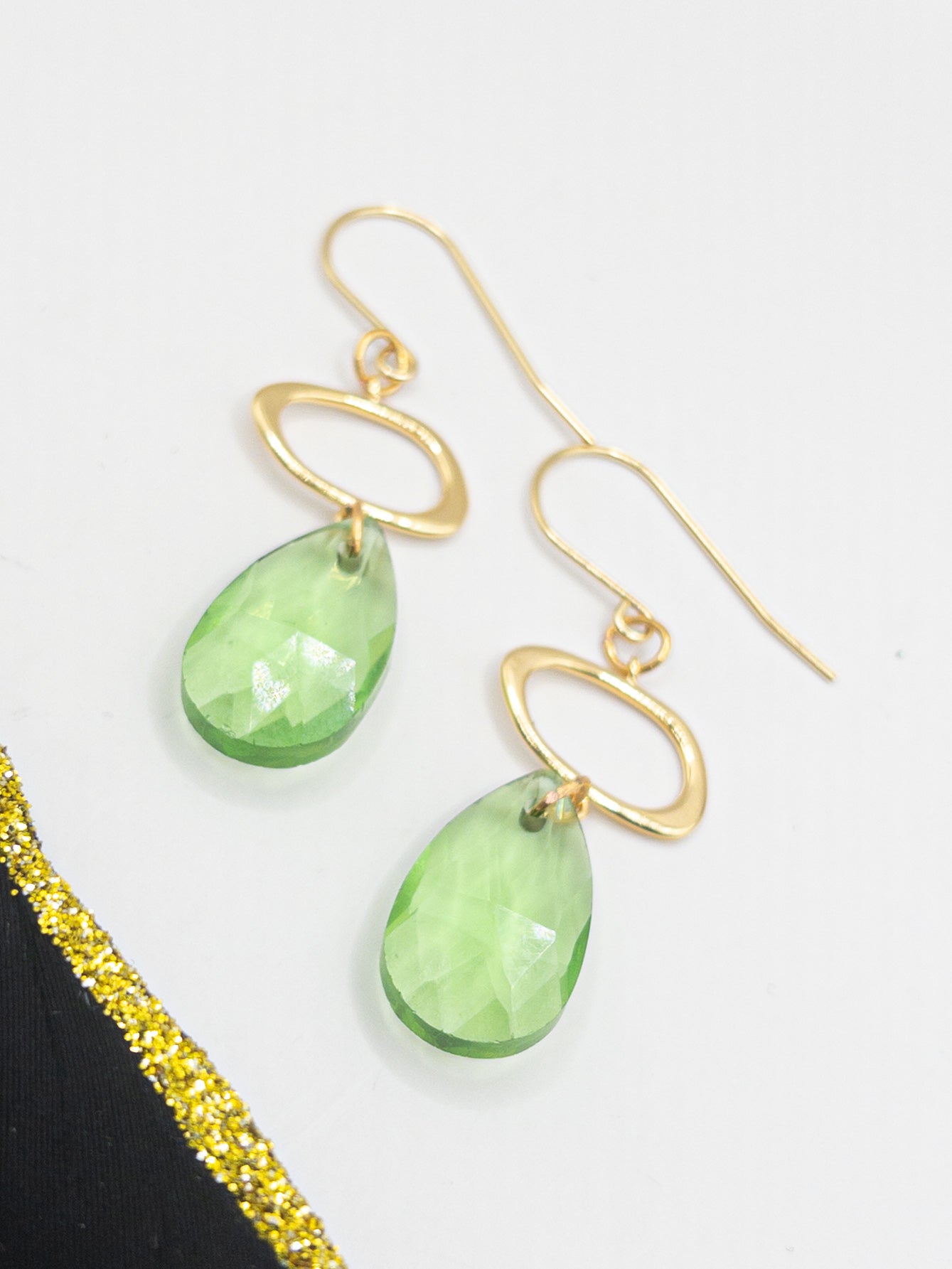Oorbellen Ariah goud groen