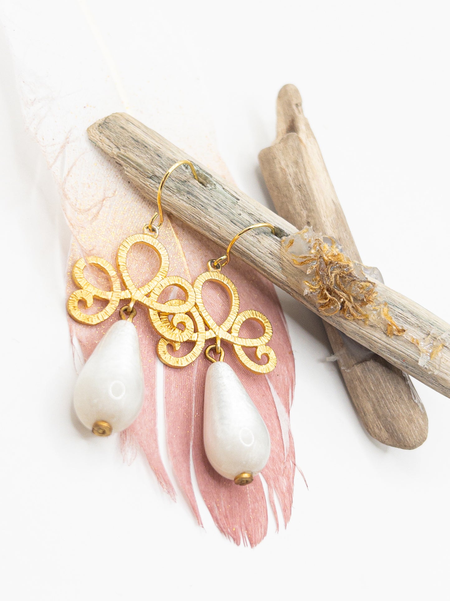 Oorbellen Boho wit