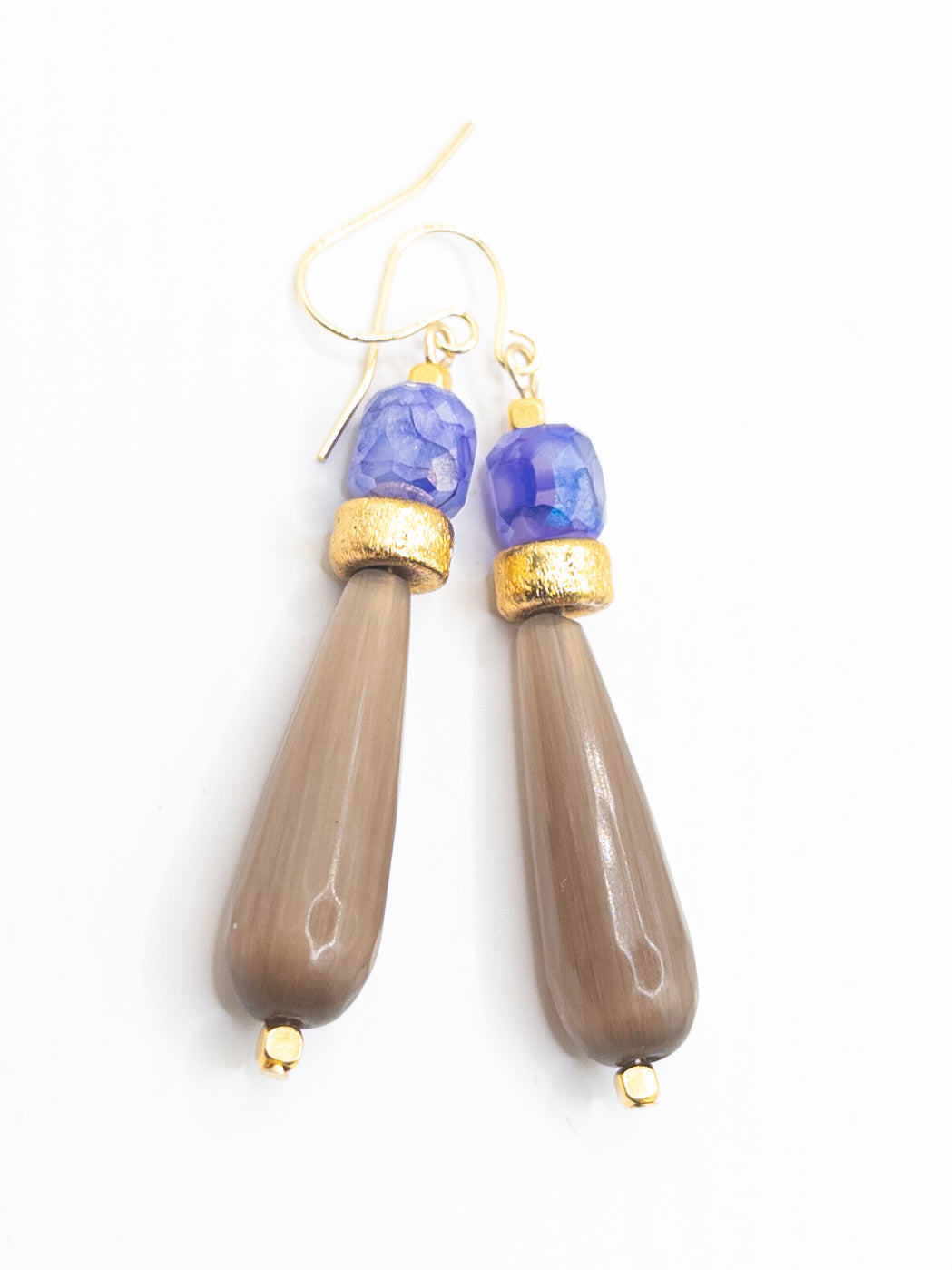 Oorbellen Joy taupe goud blauw