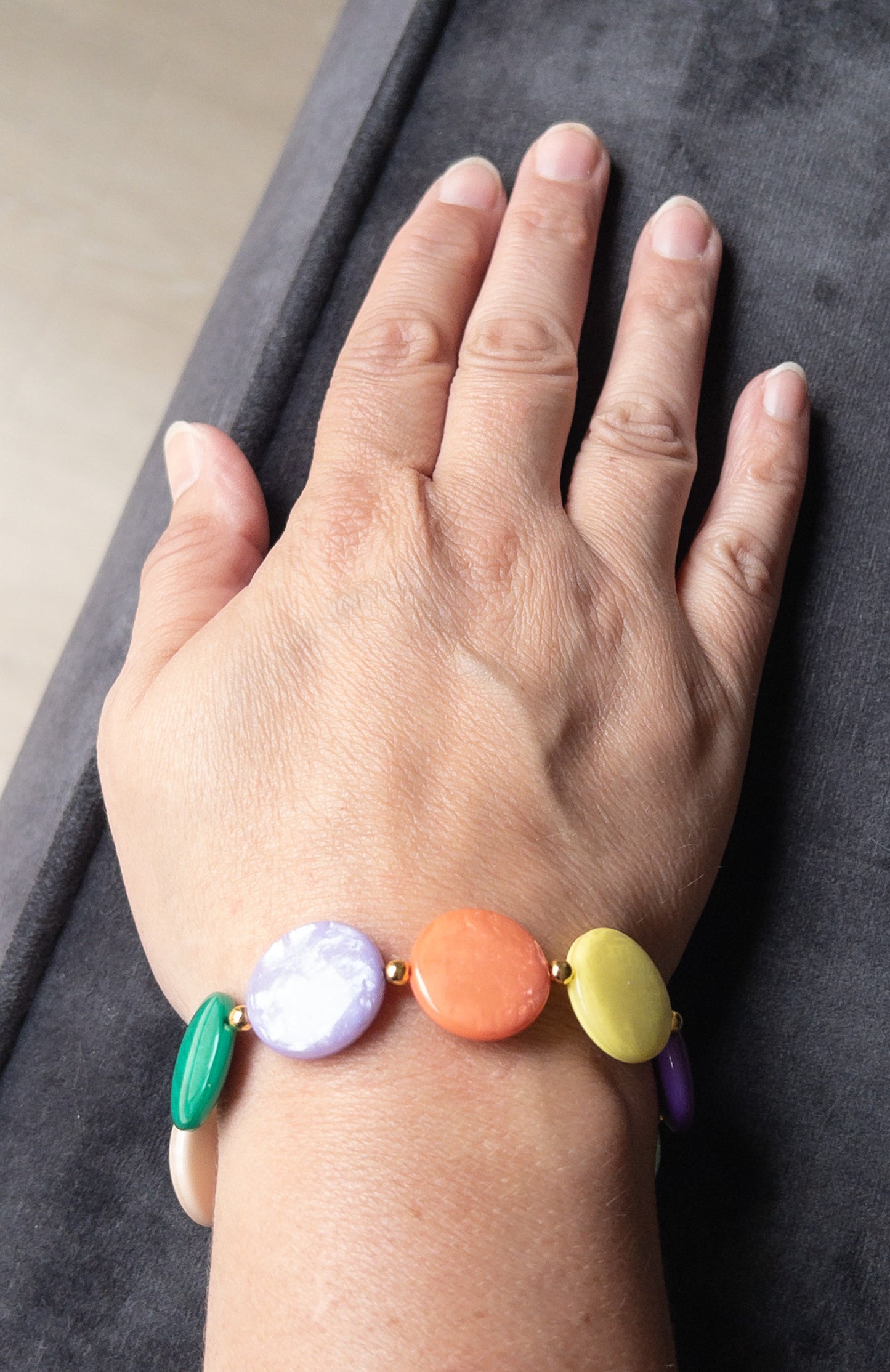 Armband kleuren lila geel groen paars verstelbaar