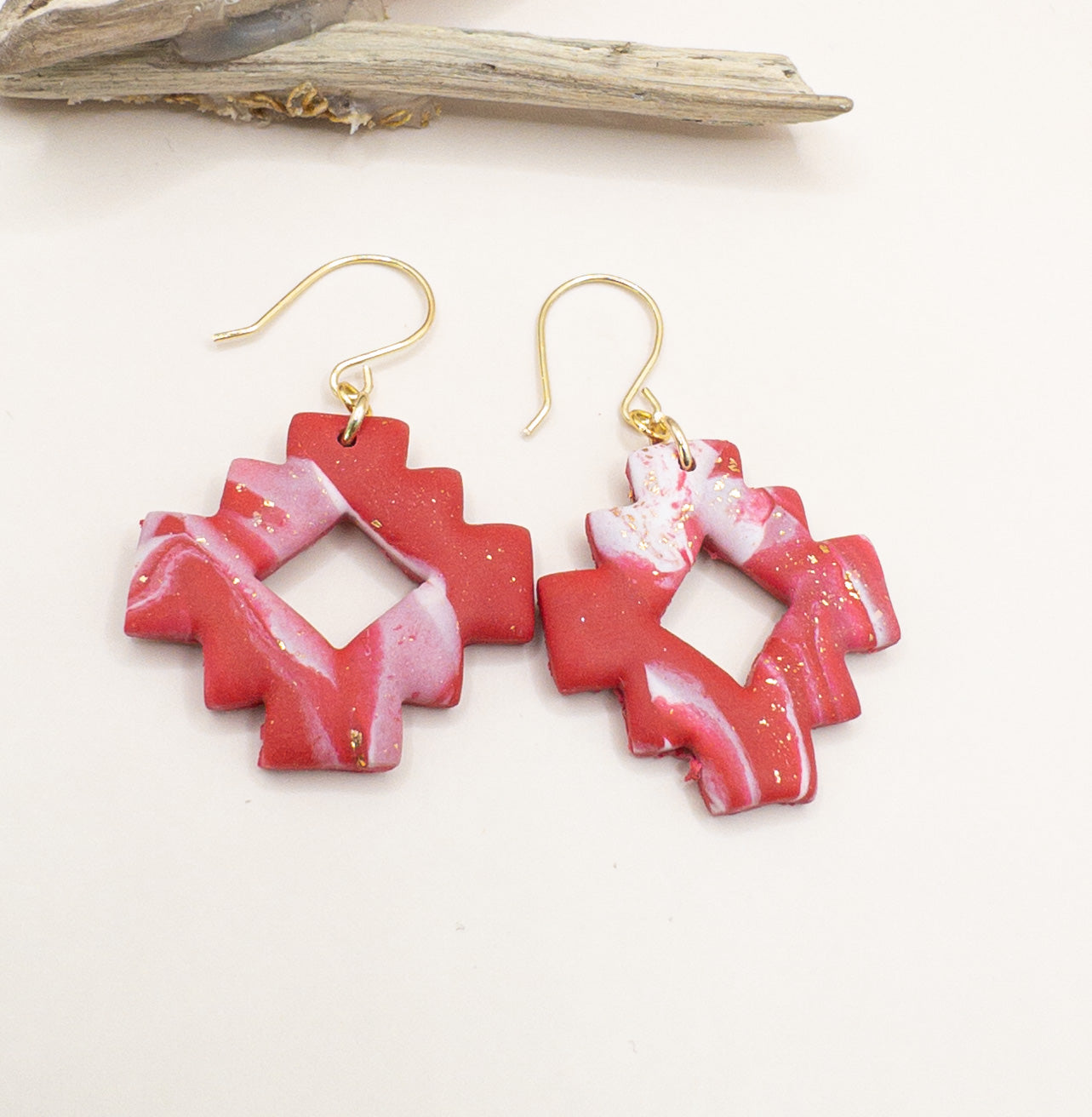 Oorbellen Zola goud rood wit