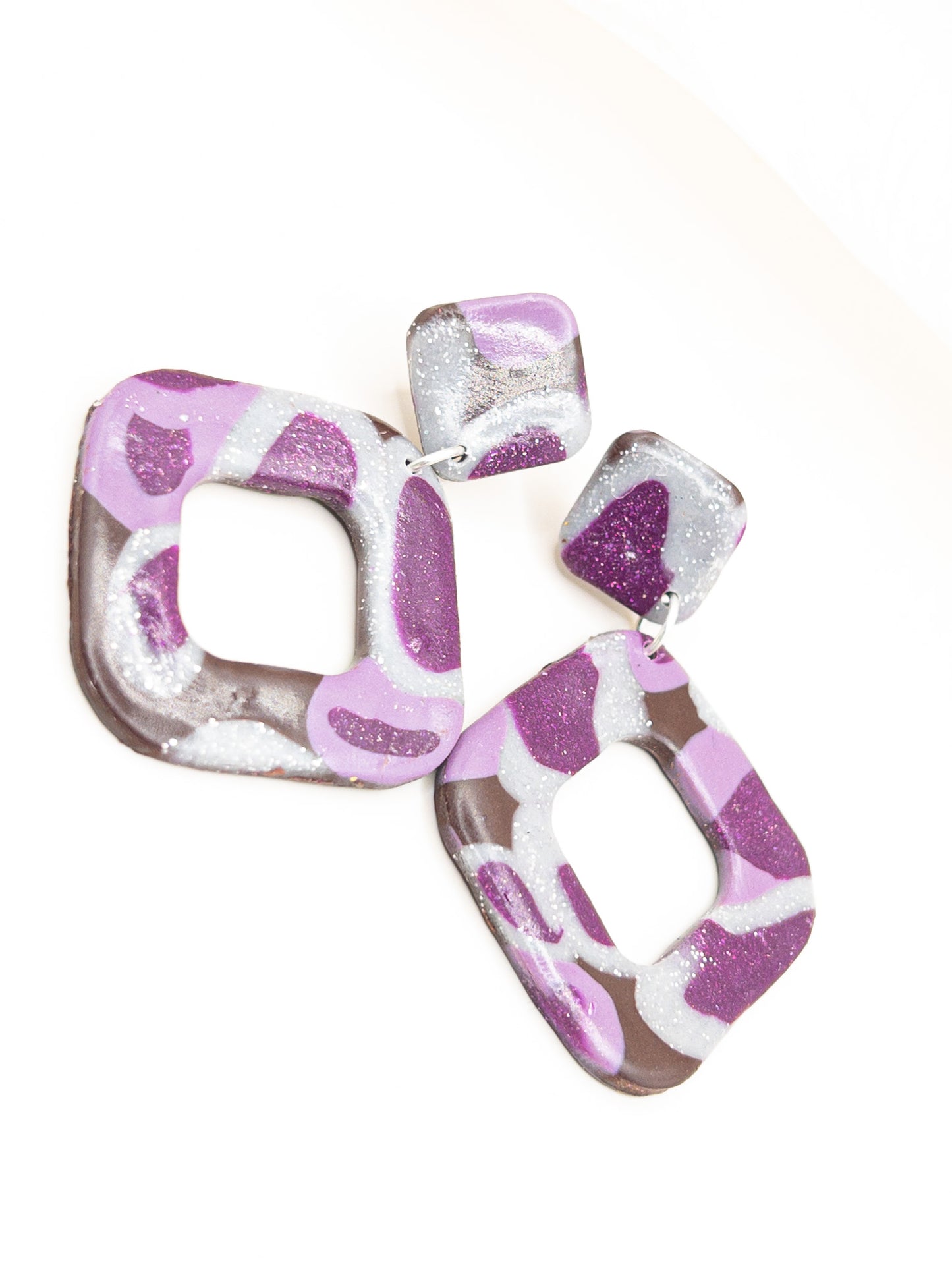 Oorbellen Lilly paars lila zilver en choco