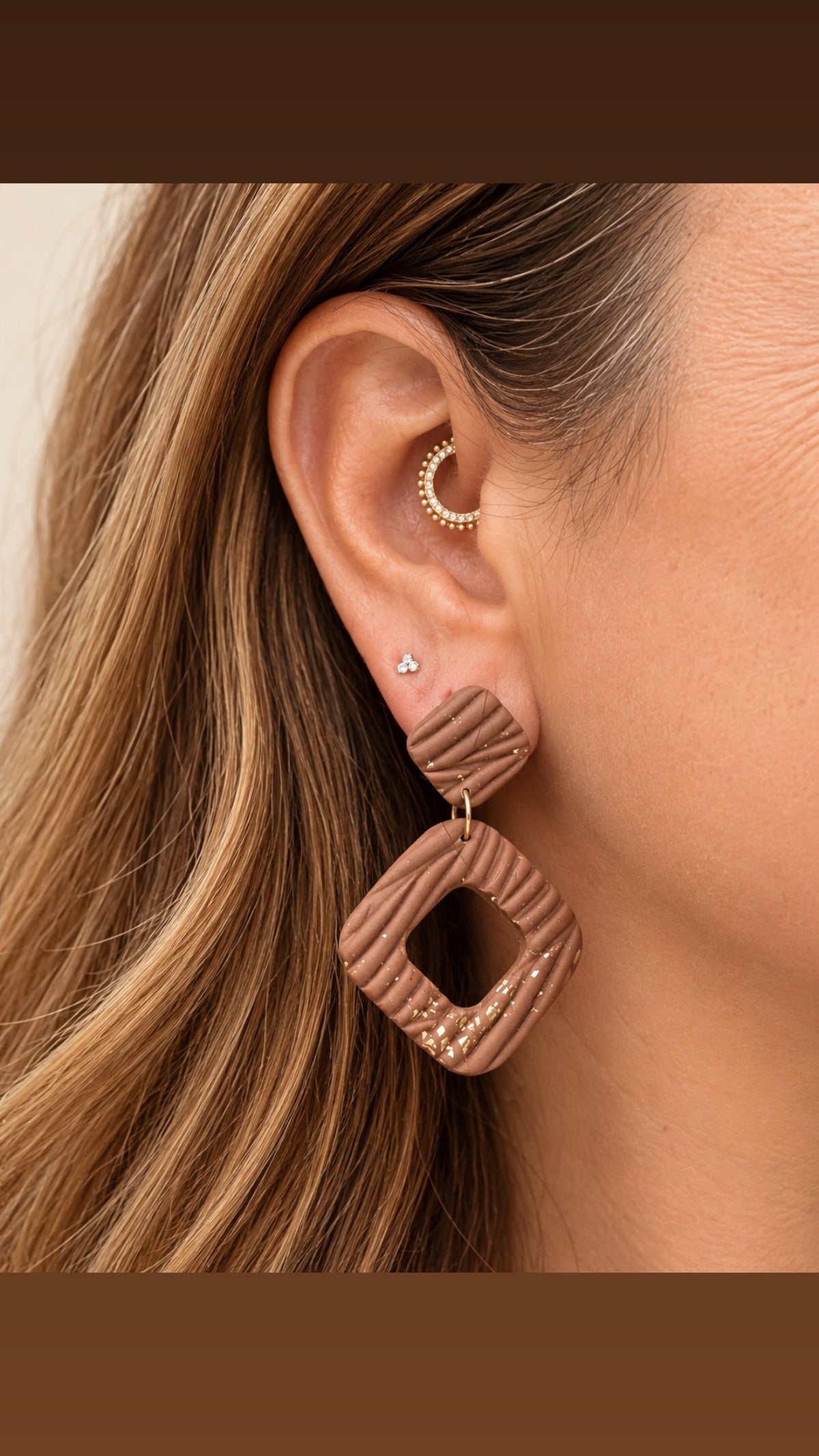 Oorbellen Lilly bruin goud