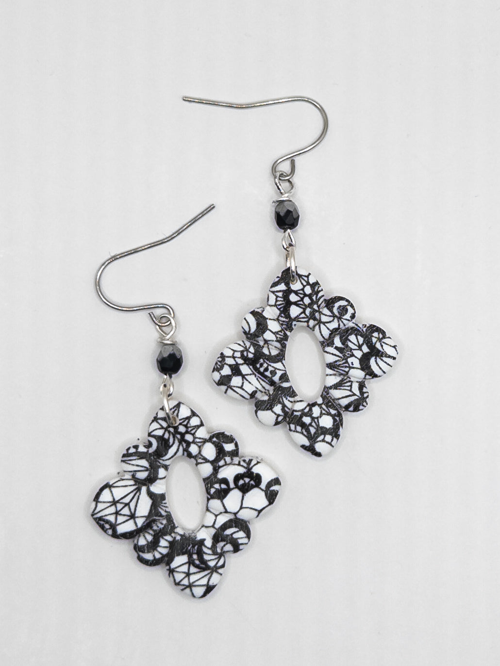 Ink Lace bloemhanger zwart wit zilver
