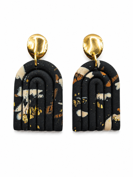 Oorstekers rond met prachtige hanger in multi colors
