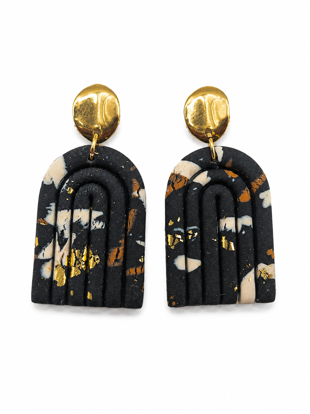 Oorstekers rond met prachtige hanger in multi colors