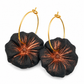 Creolen met bloem zwart / glans