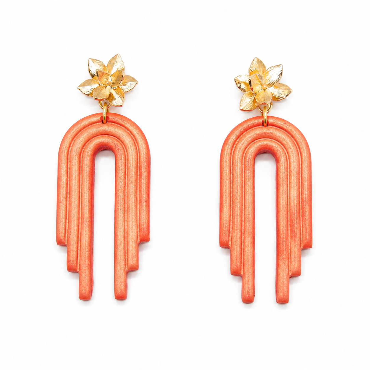 Oorbellen Senia bloemstekers met oranje / rode hanger met glans