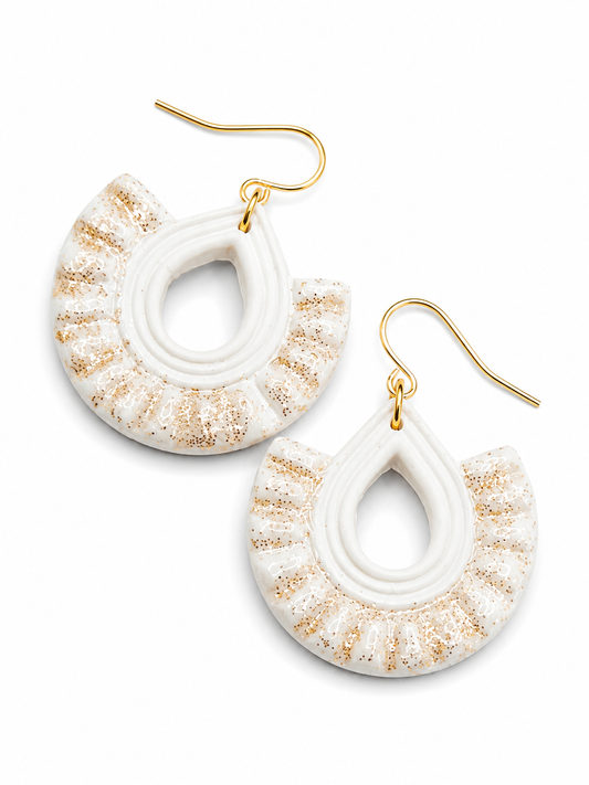 Oorbellen Boho white