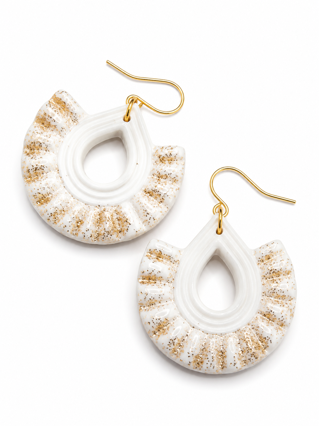 Oorbellen Boho white