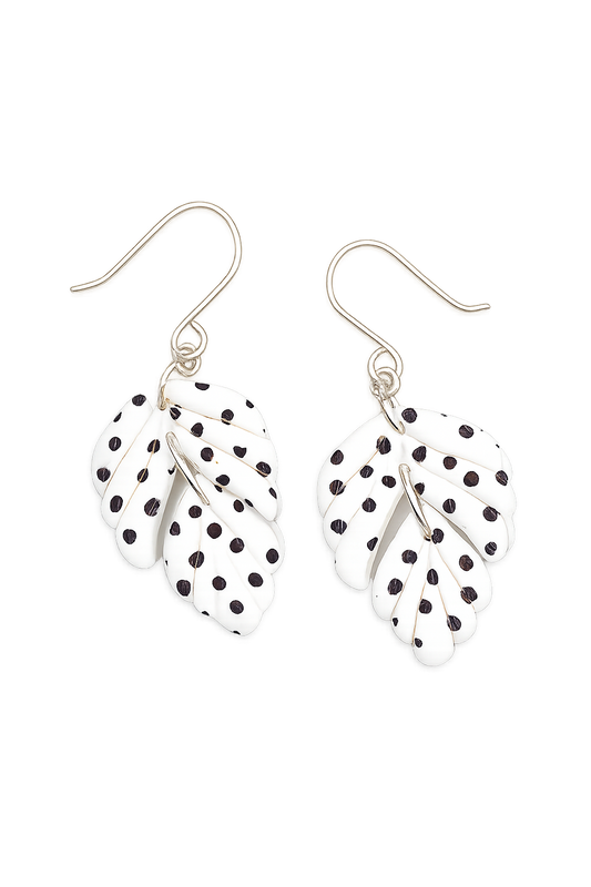 Oorbellen Leah Polkadot wit zwart