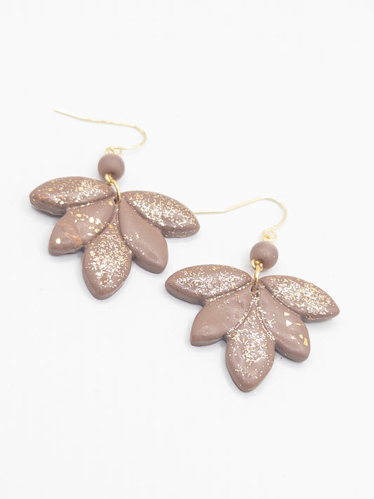 Oorbellen Lotus taupe