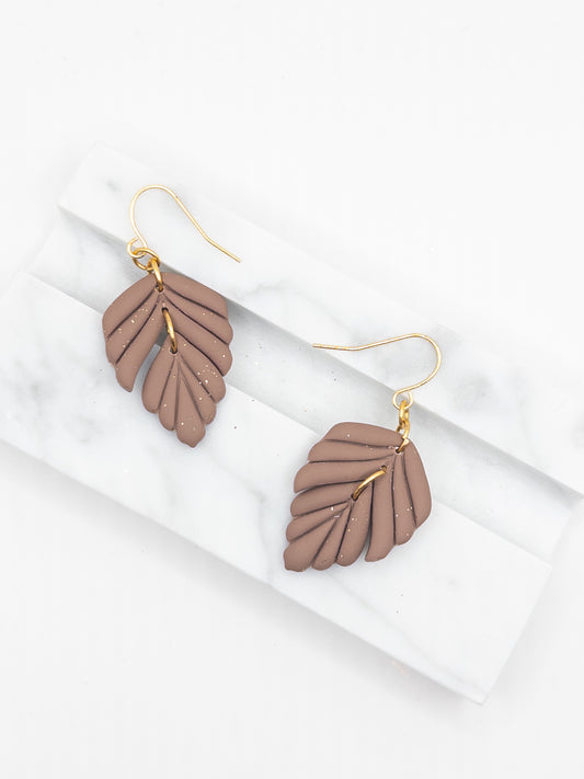 Oorbellen Leaf taupe