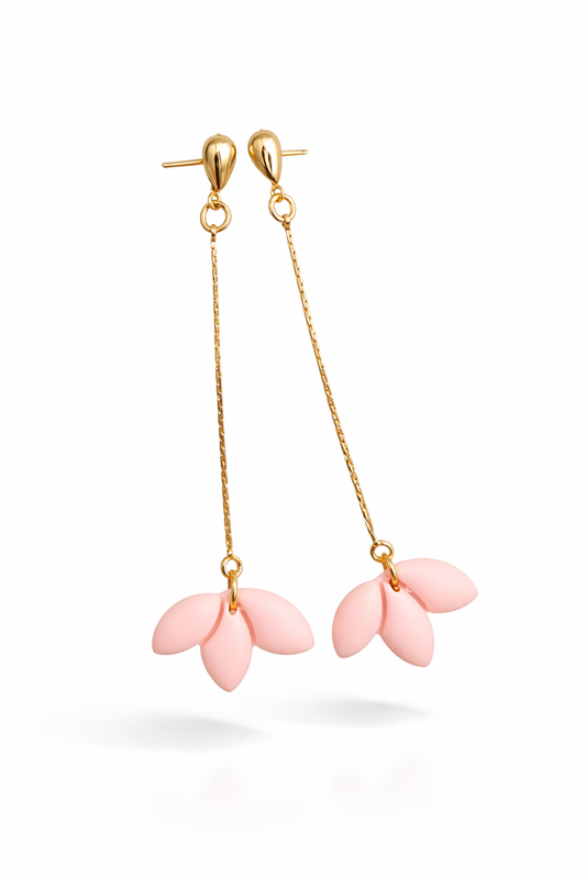 Oorbellen pale pink goud bloem mini