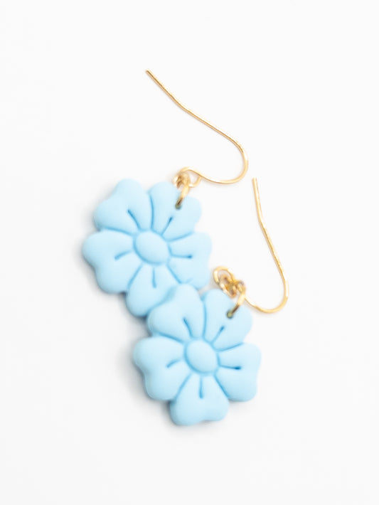 Kleine bloem oorbellen blauw