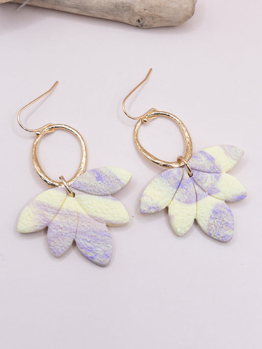 Oorbellen Pastel Flowers geel lila goud